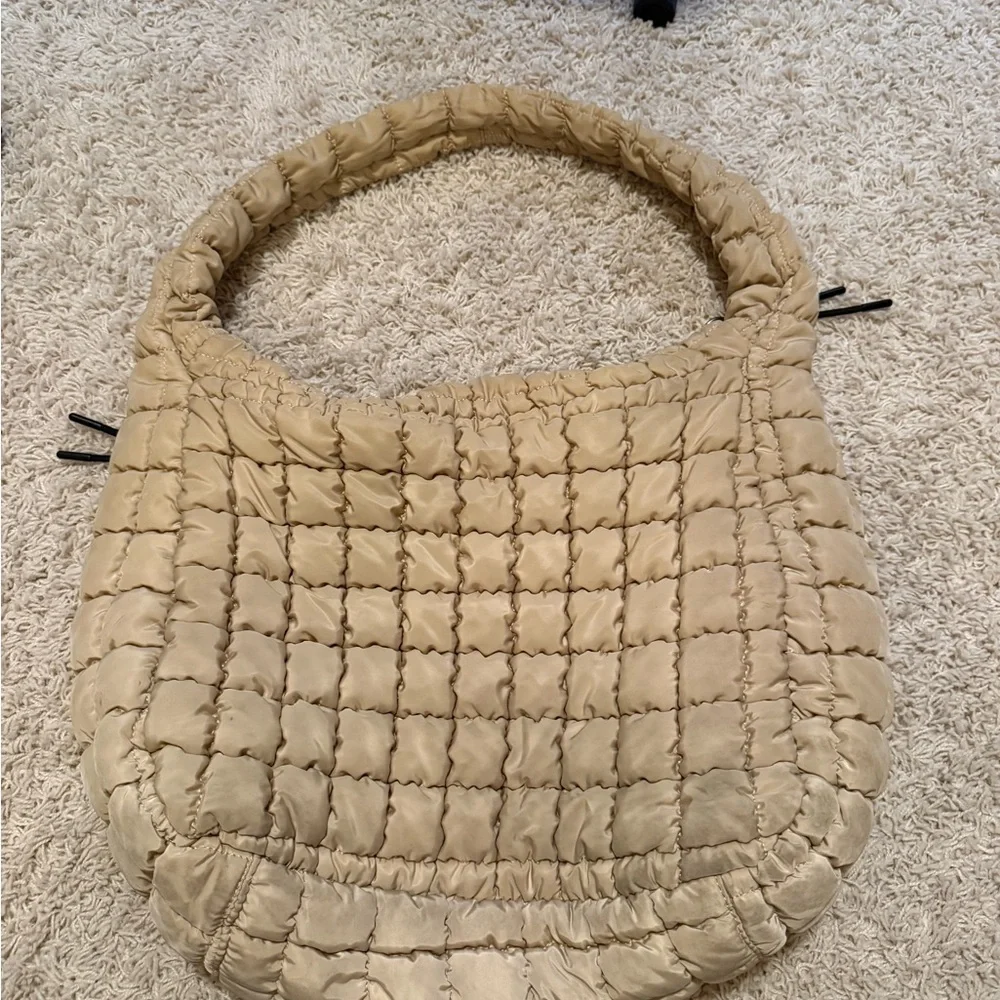 Free People Movement Cream Quilted Women's Bag - Picture 3 of 8